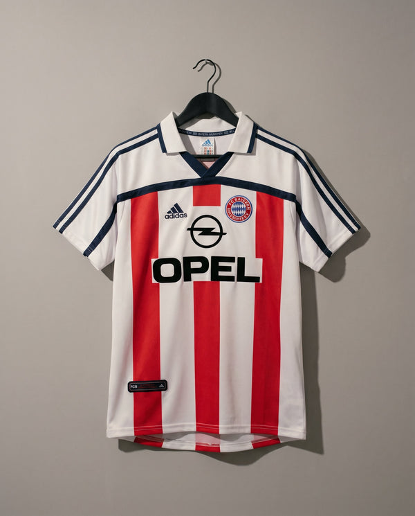 Bayern Munich Visitante 2000 Retro Football Shirt