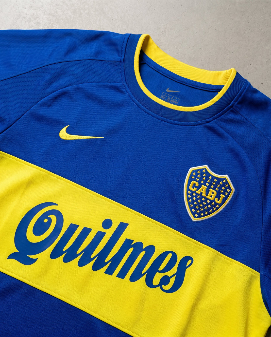 Boca Juniors Local 2000 retro shirt detail