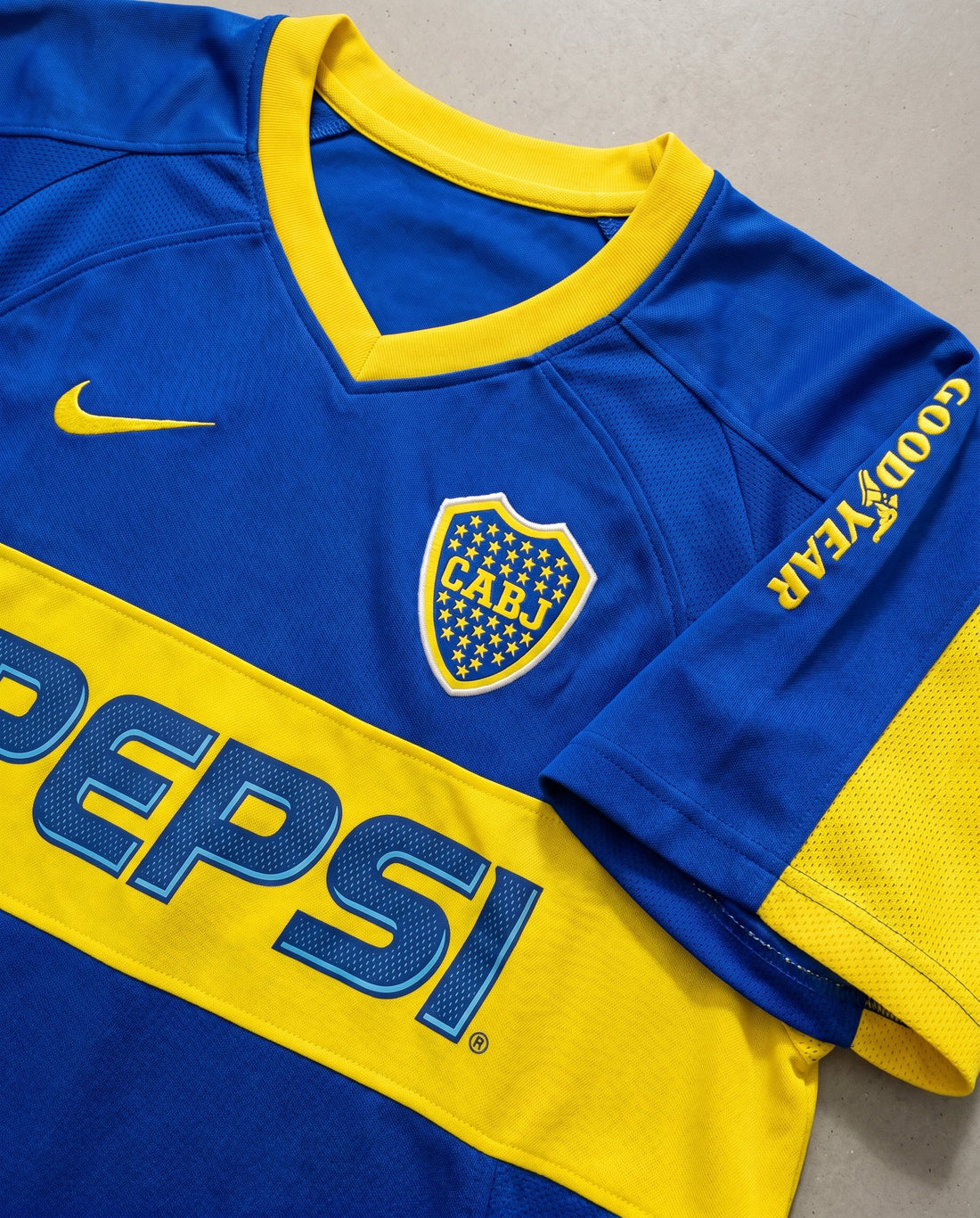 Boca Juniors Local 2003 retro shirt detail