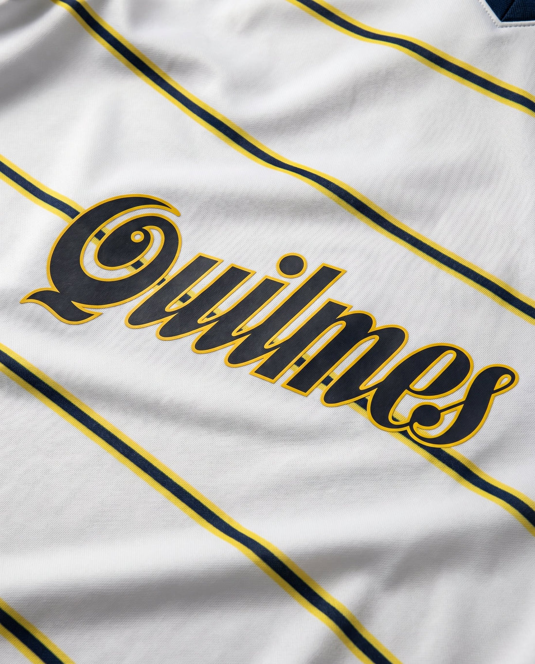 Boca Juniors Visitante 1999 retro shirt detail