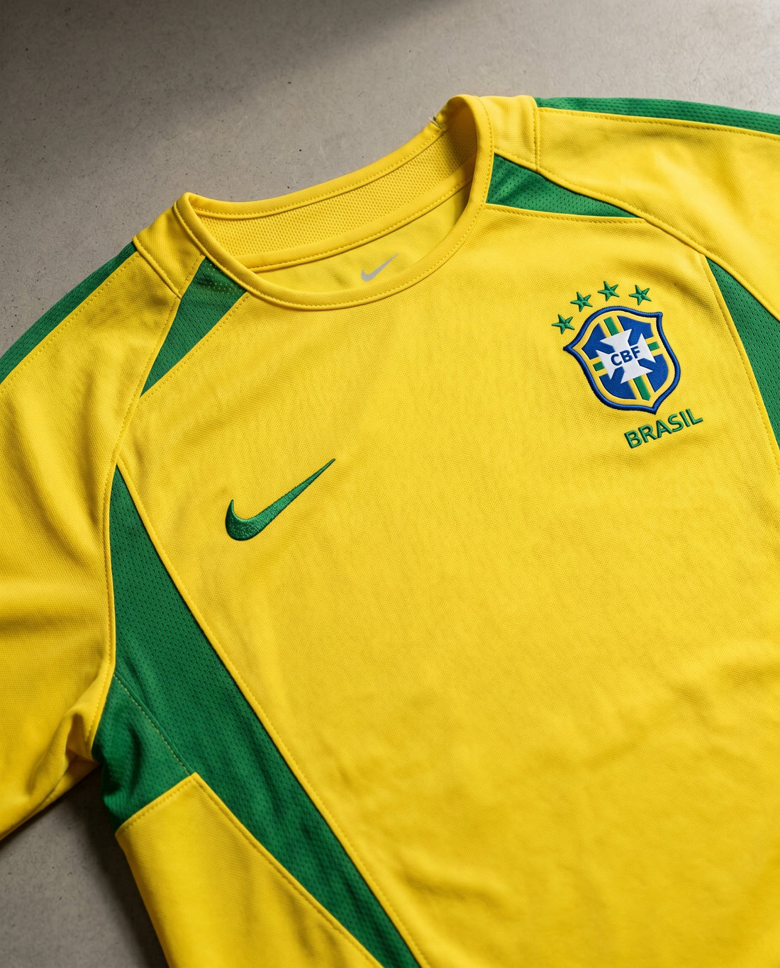 Brasil Local 2002 retro shirt detail