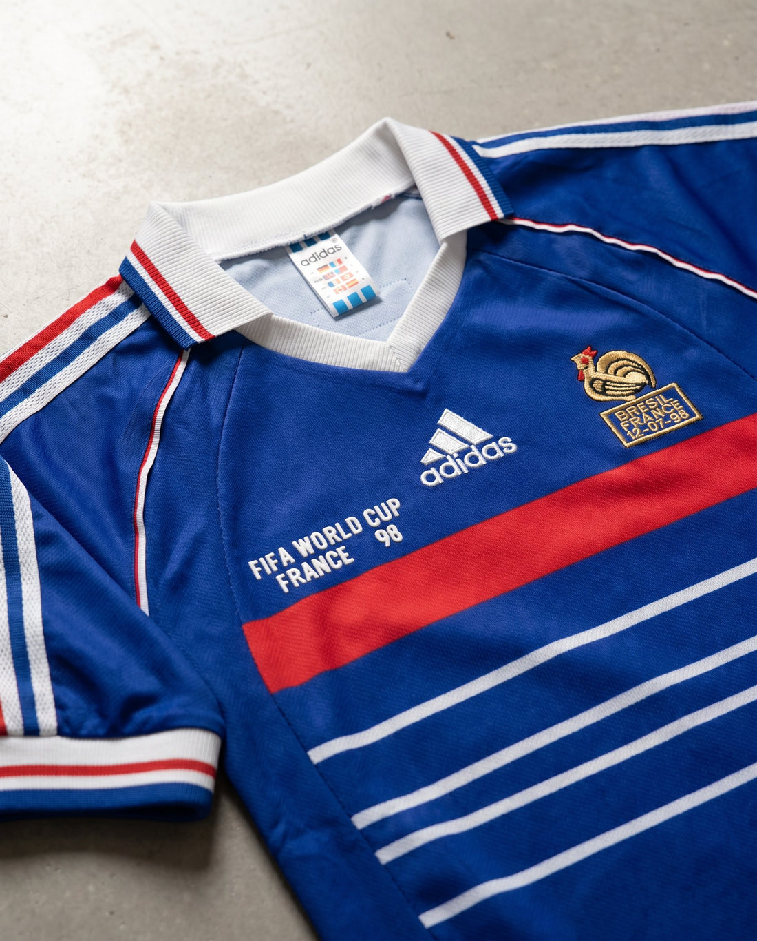 Francia Local 1998 retro shirt detail