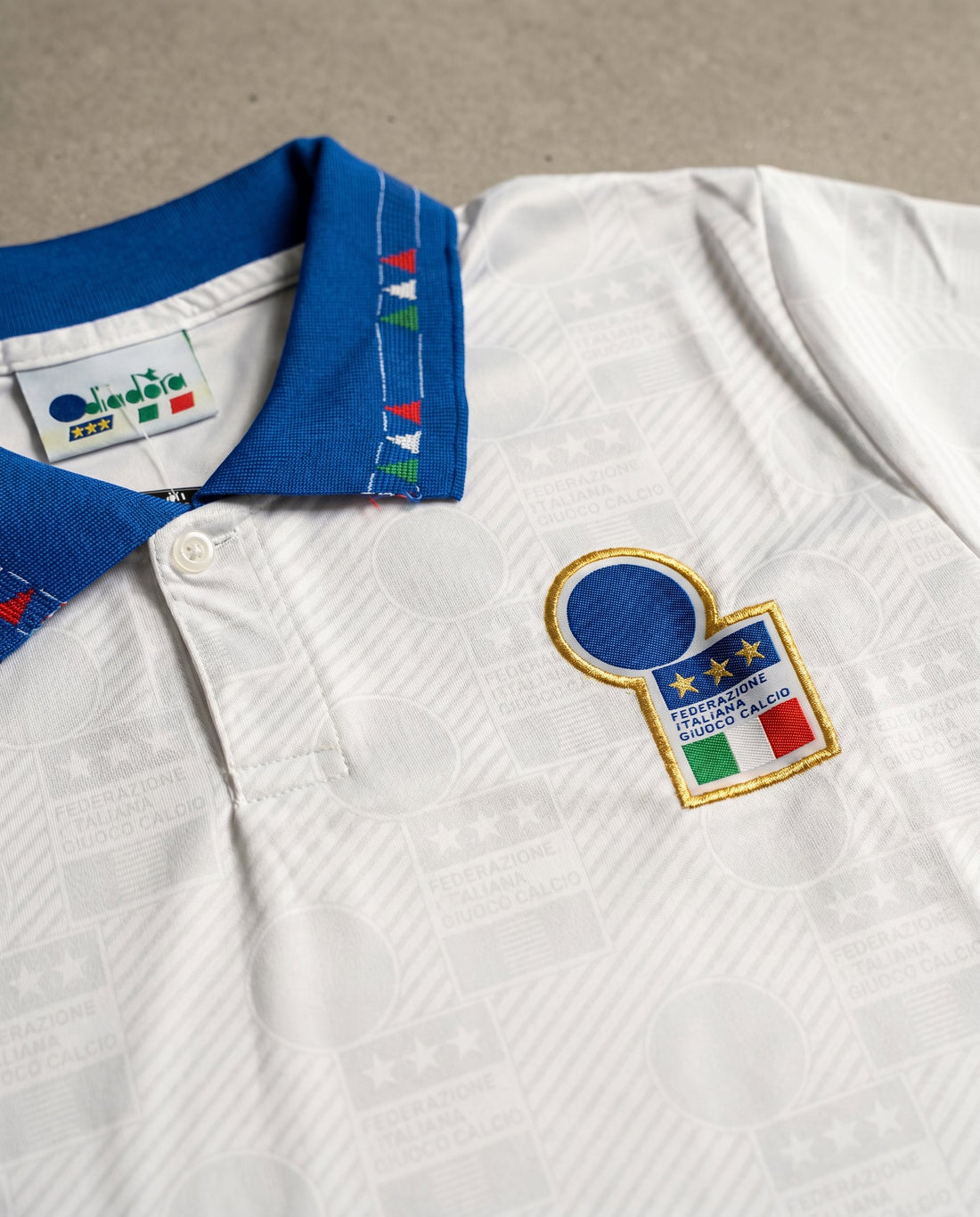 Italia Visitante 1994 retro shirt detail