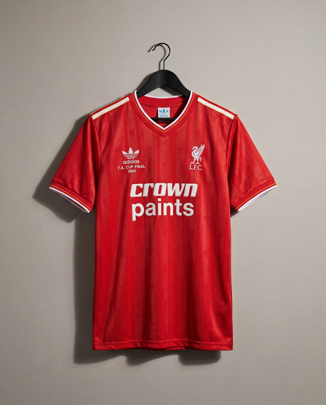 Liverpool Local 1986 retro shirt front