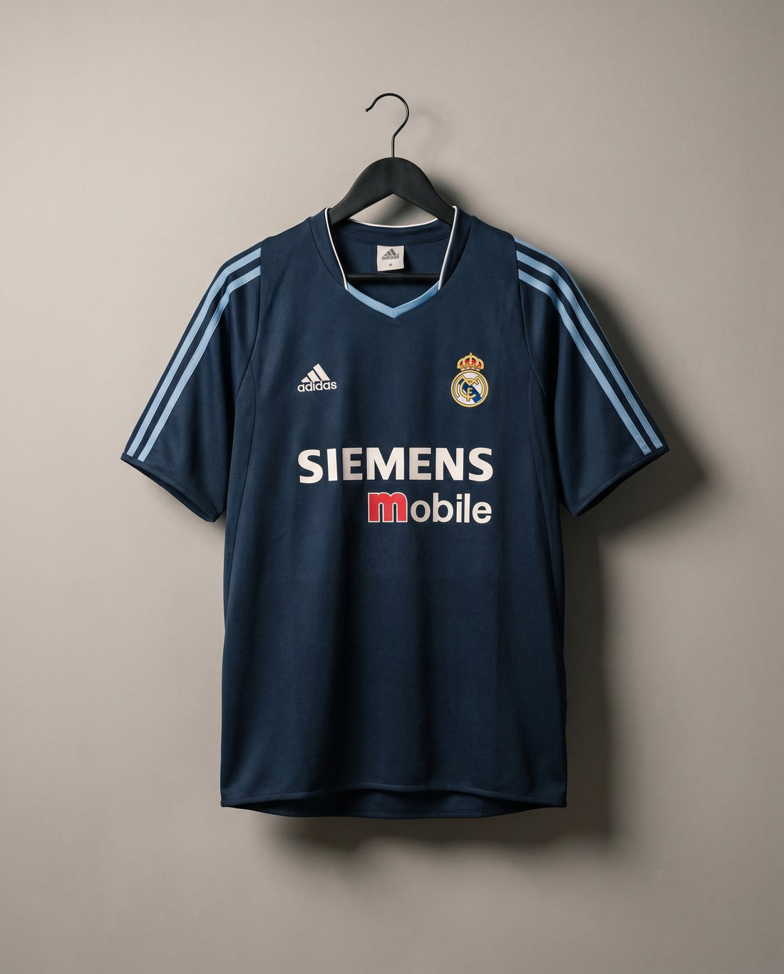 Real Madrid Visitante 2003 retro shirt front