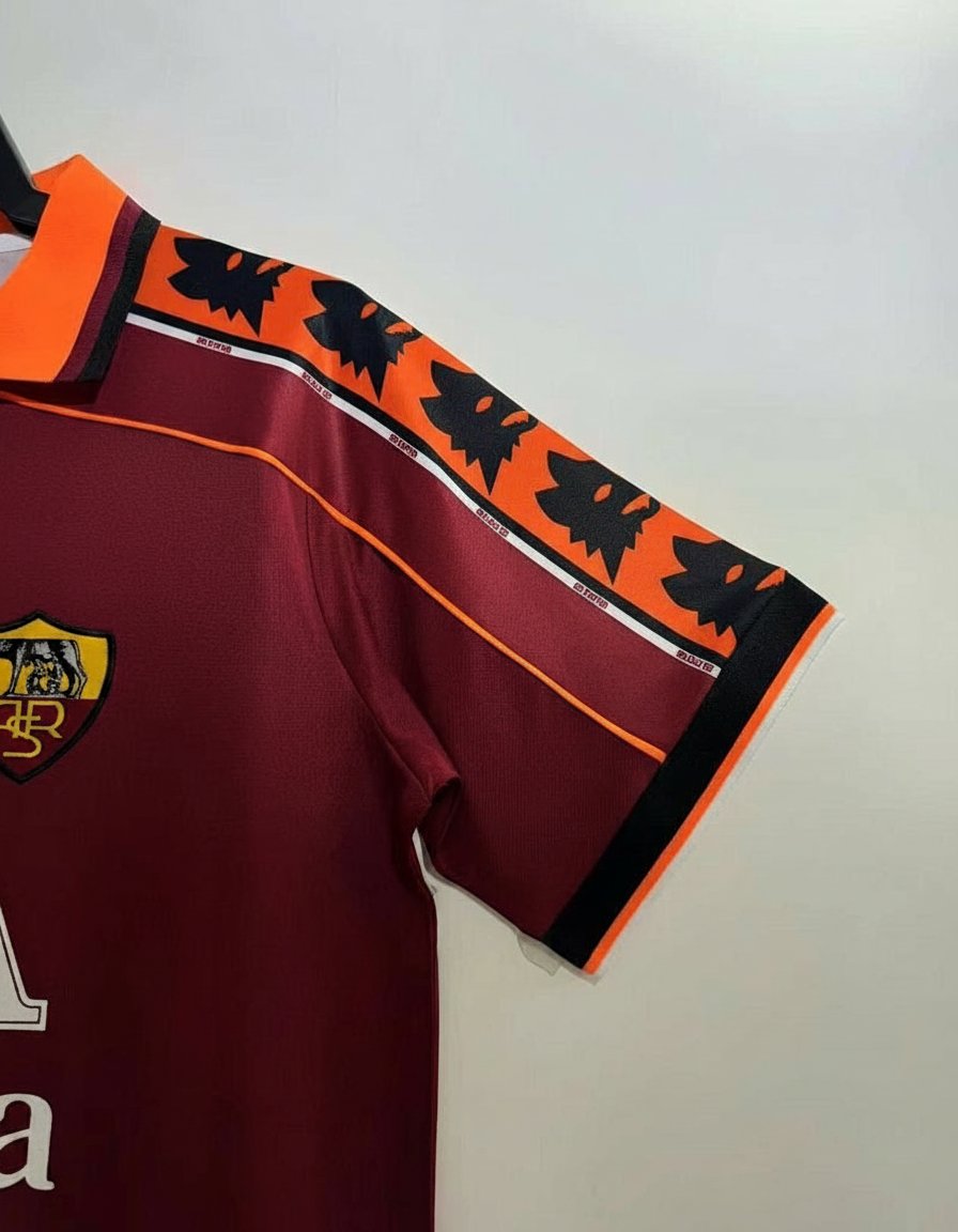 Roma Local 1998 retro shirt detail